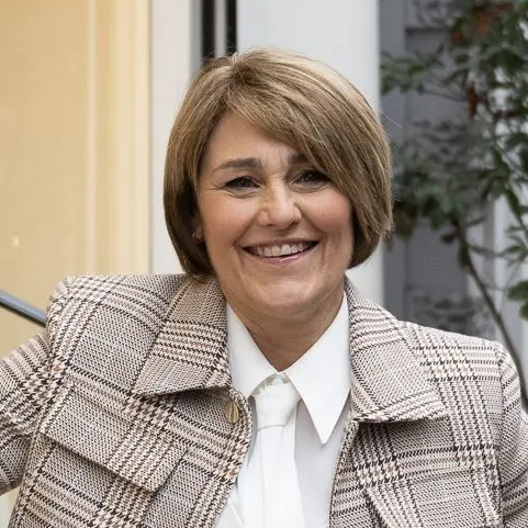 Karen Arthur