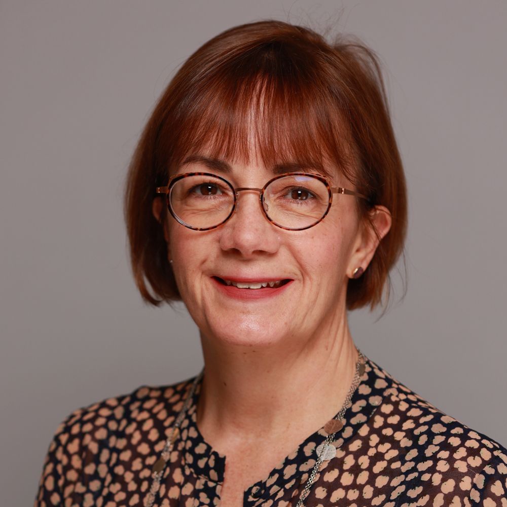 Dr Justine Setchell