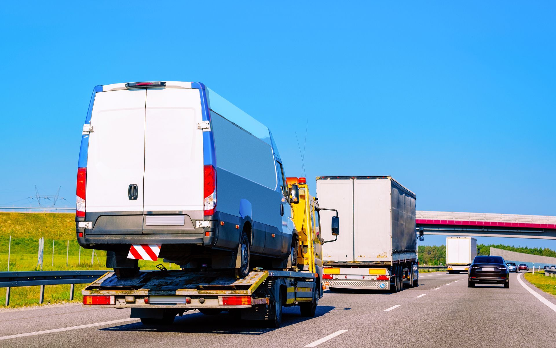 White Van Towed – Canton, OH – Mike Spencer Towing White Van Towed – Canton, OH – Mike Spencer Towing