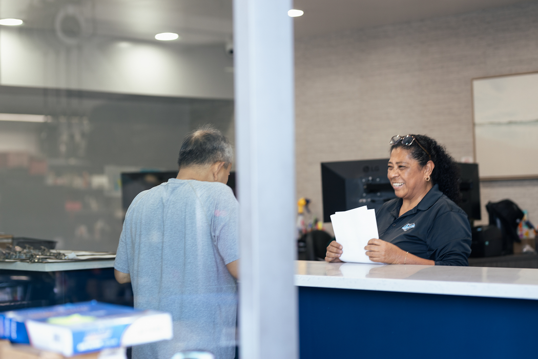 Front Desk | Larsen Automotive