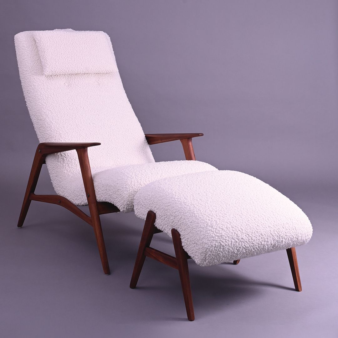 Jio Mobler 'Siesta' Armchair and Footstool
