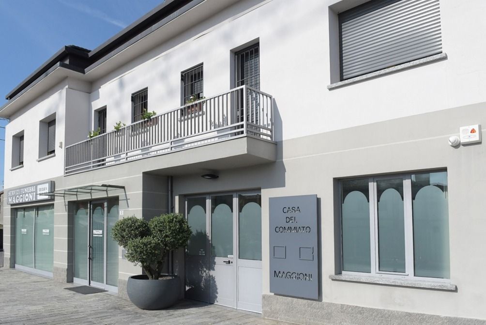 agenzia esterno
