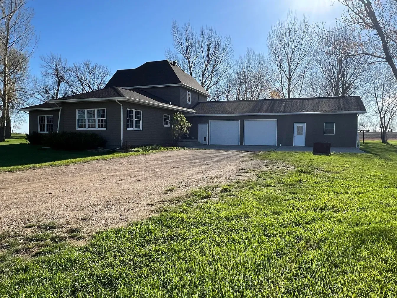 The Homestead on Goose Lake