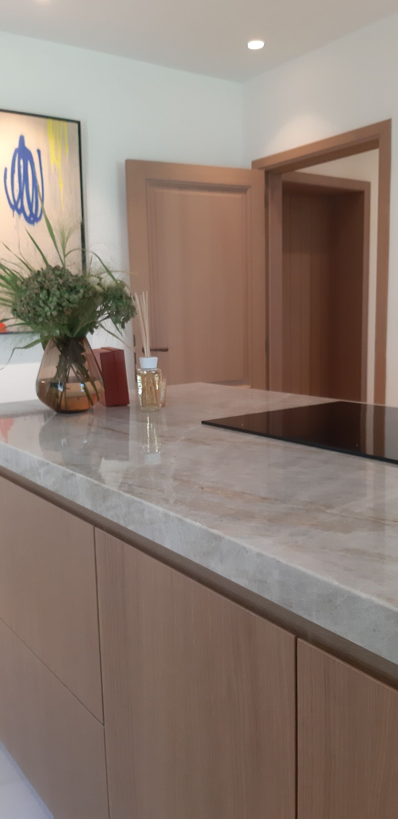 Inspiratie en Creatie kasten op maat  keuken eikfineer MDf geschilderd 