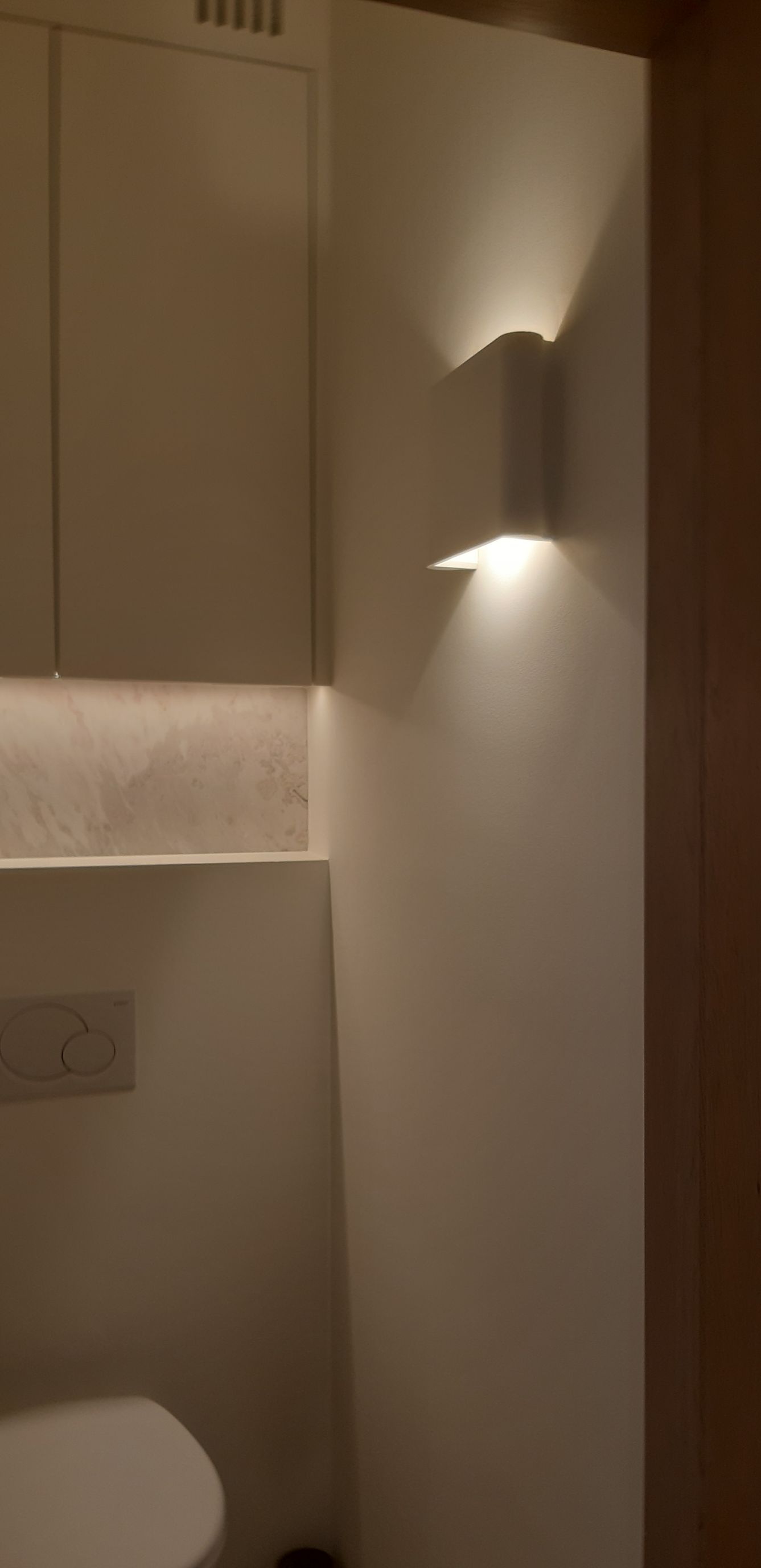 Inspiratie en Creatie kasten op maat  WC kast 