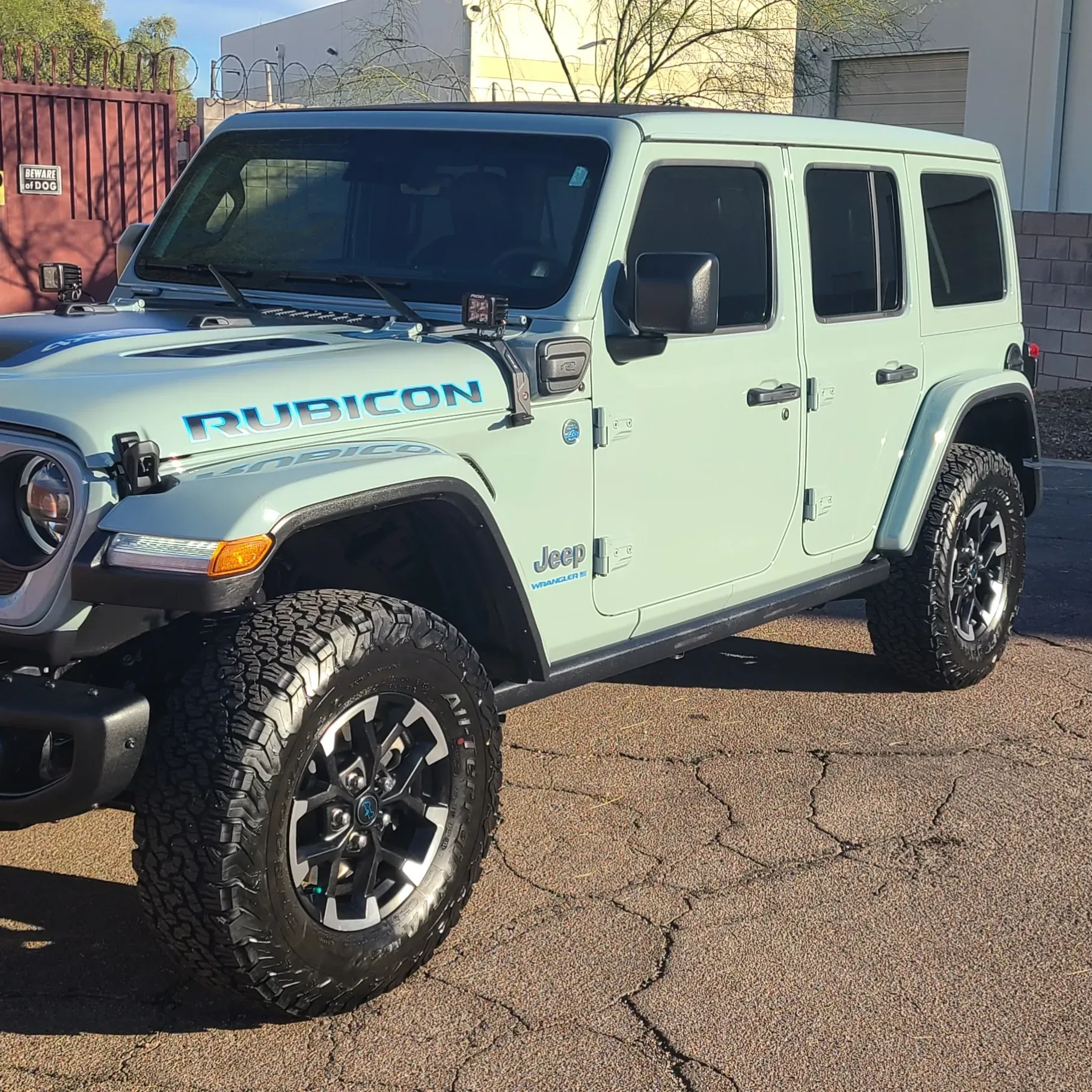 White Jeep Wrangler Rubicon with glossy finish after ceramic coating service in Gilbert AZ