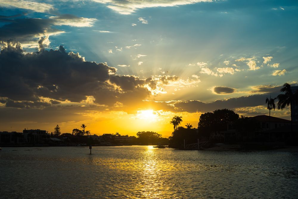 Sunset Over Water — MJ's Mobile Car Mechanic In Surfers Paradise, QLD