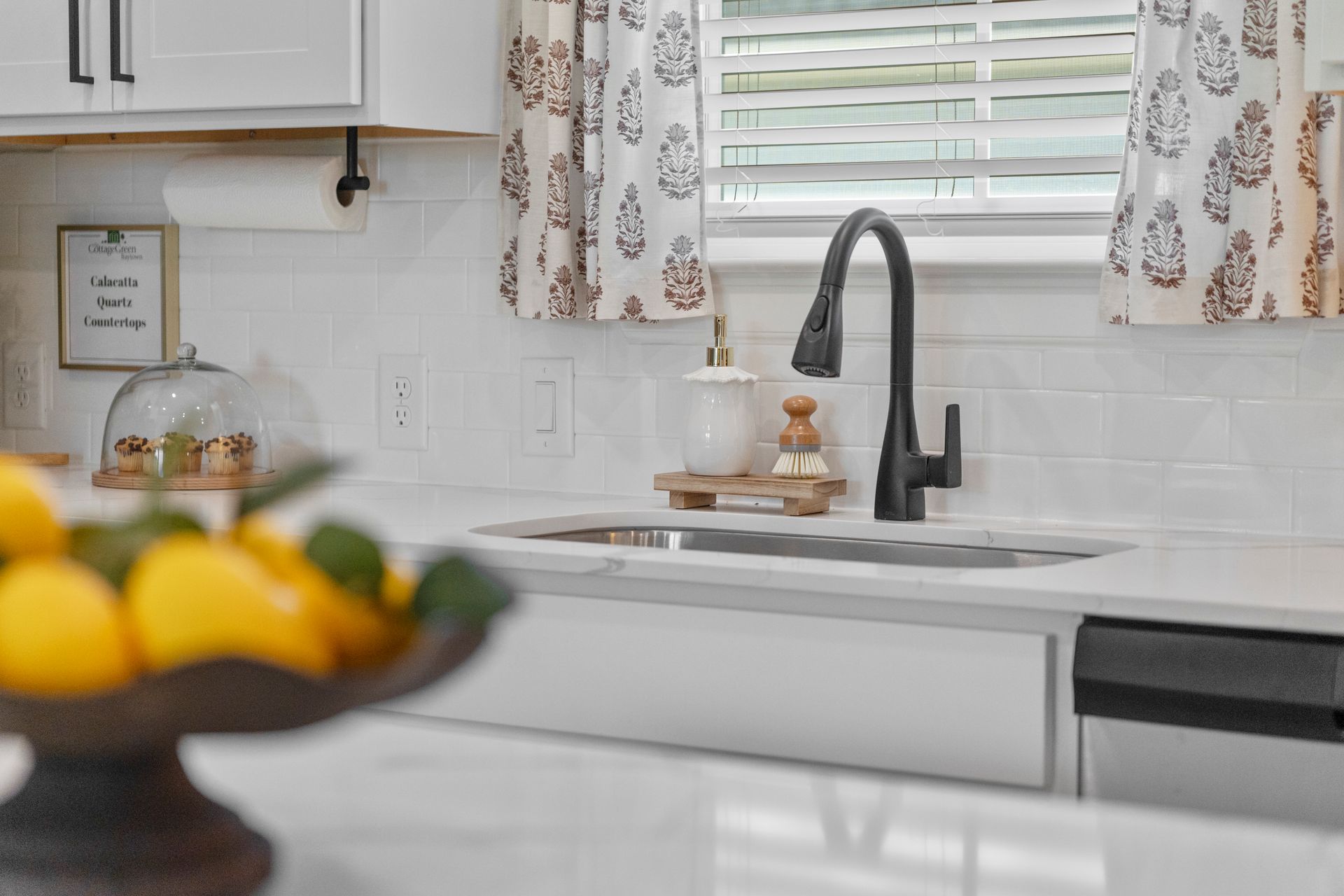 Modern cottage-style living at The Cottage Green Baytown apartment community in Baytown TX