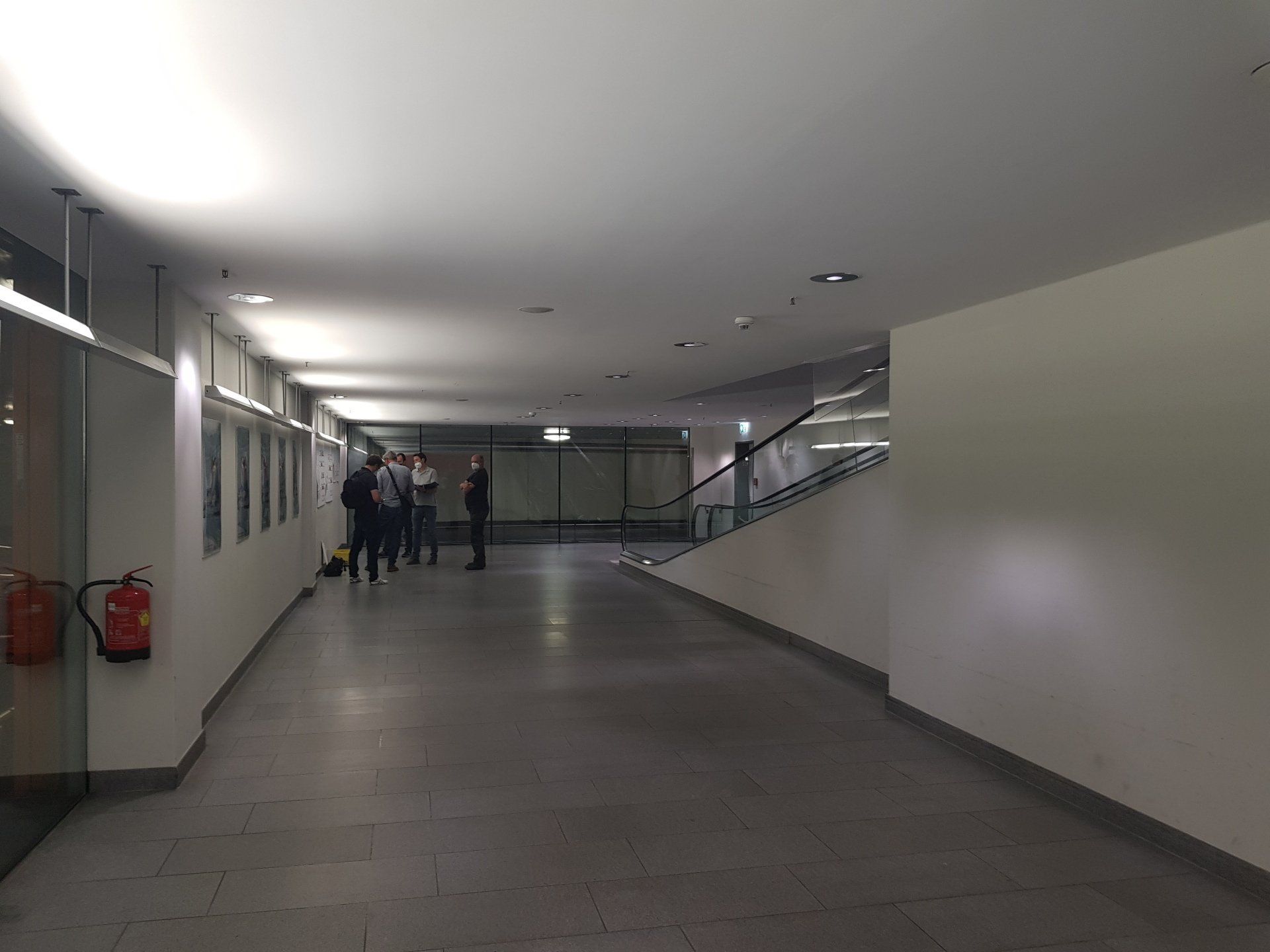 Rolltreppe im Tiefgaragen Eingangsbereich
