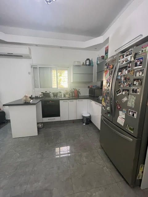 הרצל 56 