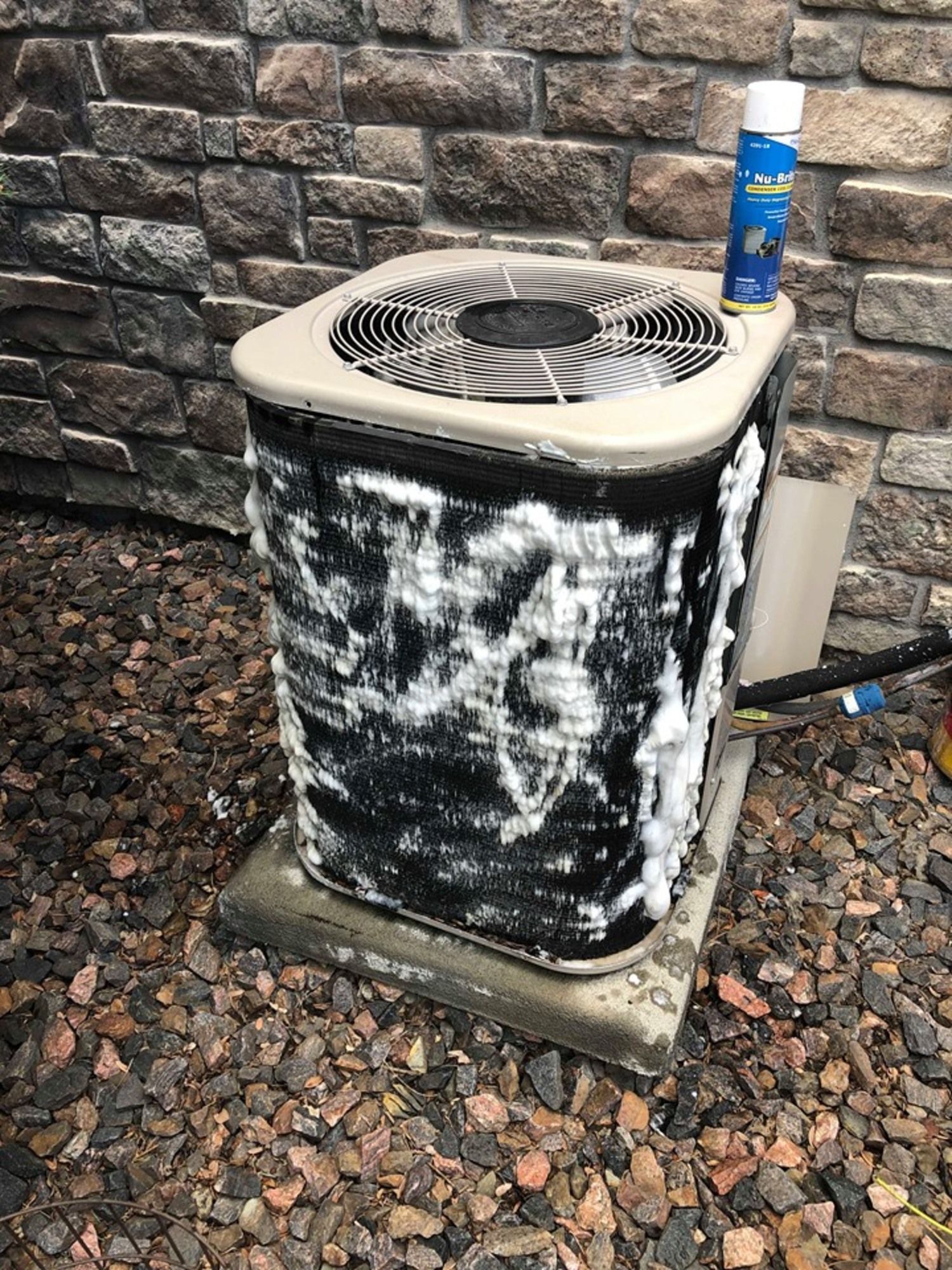 Air conditioner cleaning service