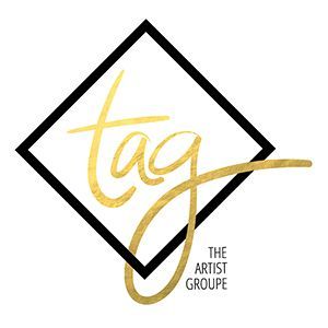 A gold and black logo for the artist groupe