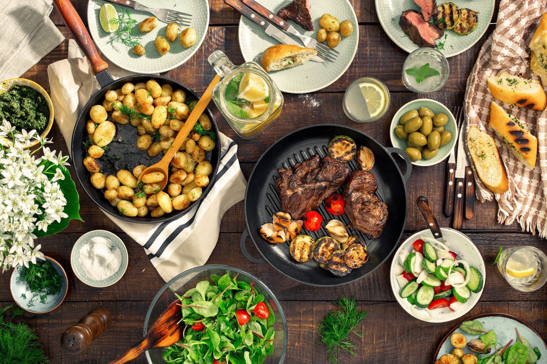 Photo of dinner plates at the restaurant