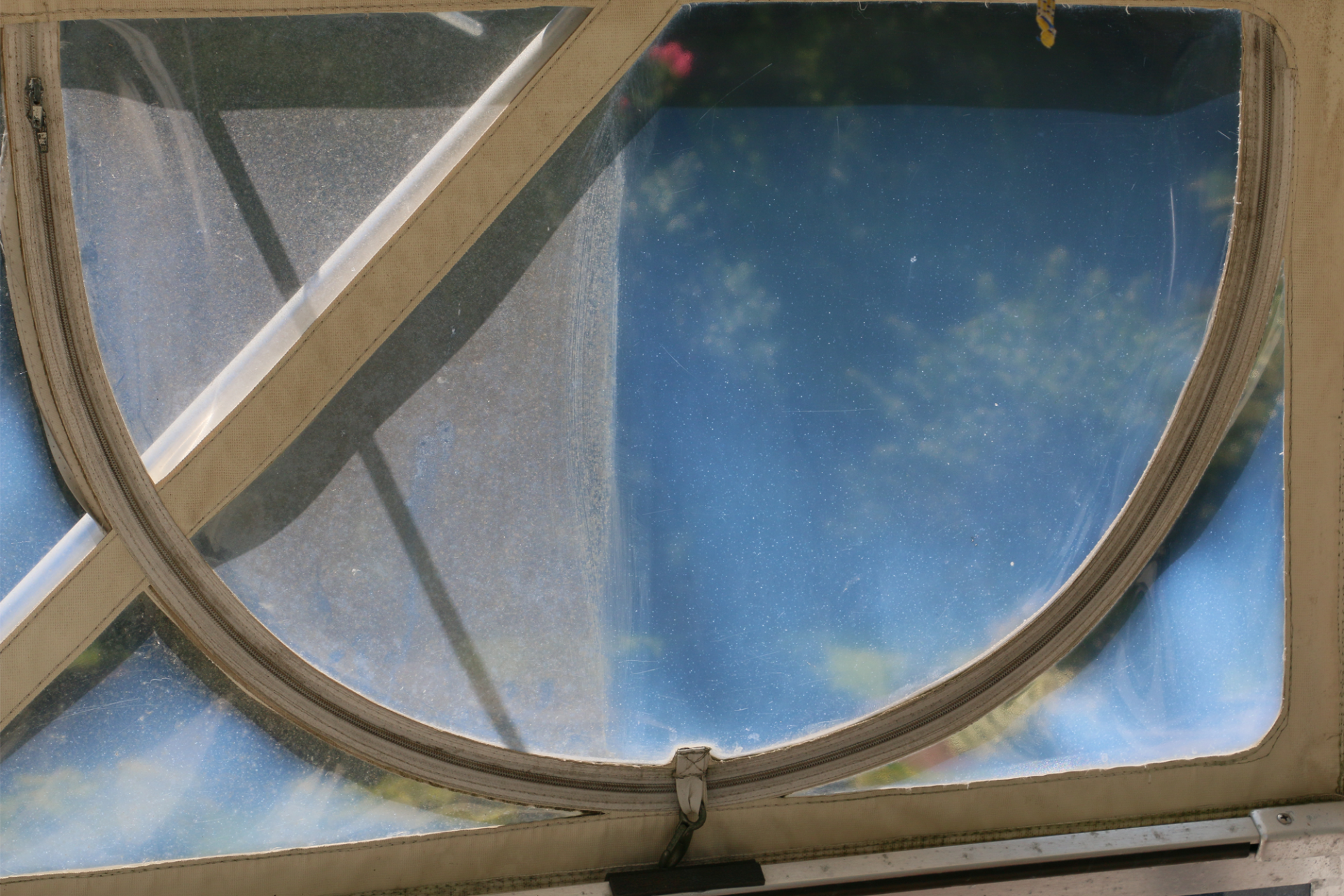After Acrylic-Wërks was applied to the Eisenglass/Glass