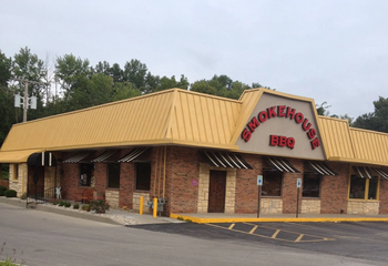 smokehouse barbecue restaurant near Independence Missouri