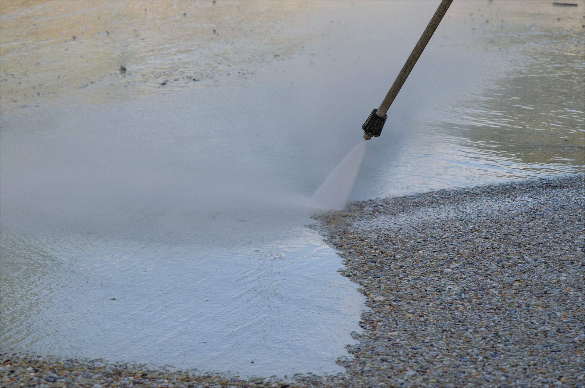 Modern Exposed Aggregate Concrete in Glenella