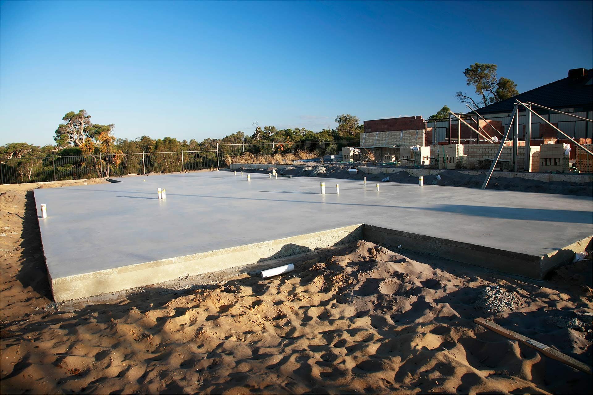 Strong Shed Slabs for Properties in Dolphin Heads
