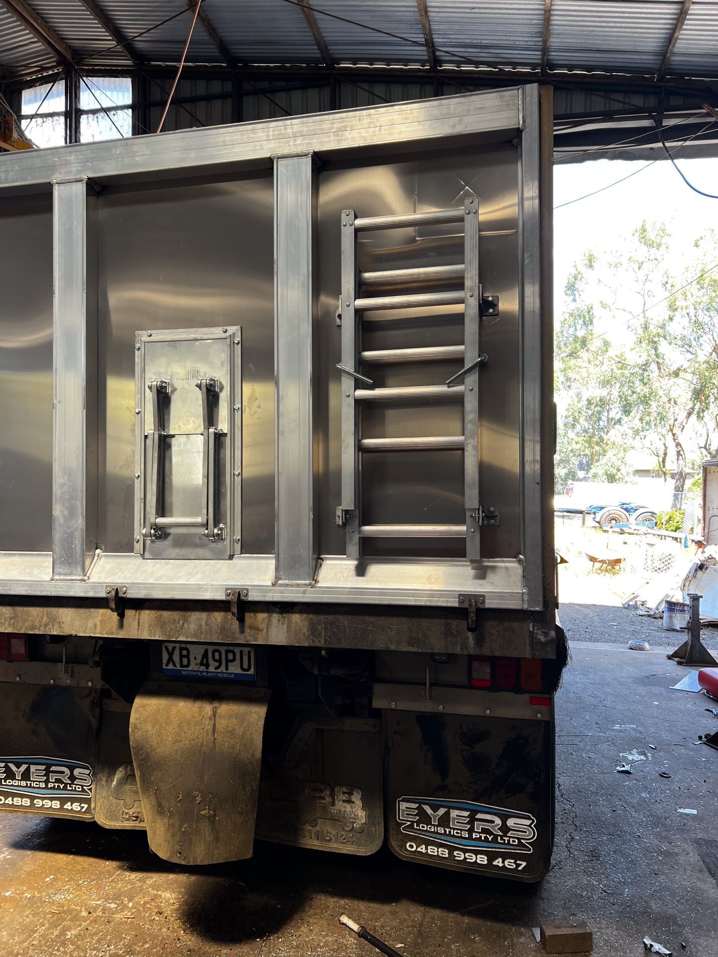 Mobile welding