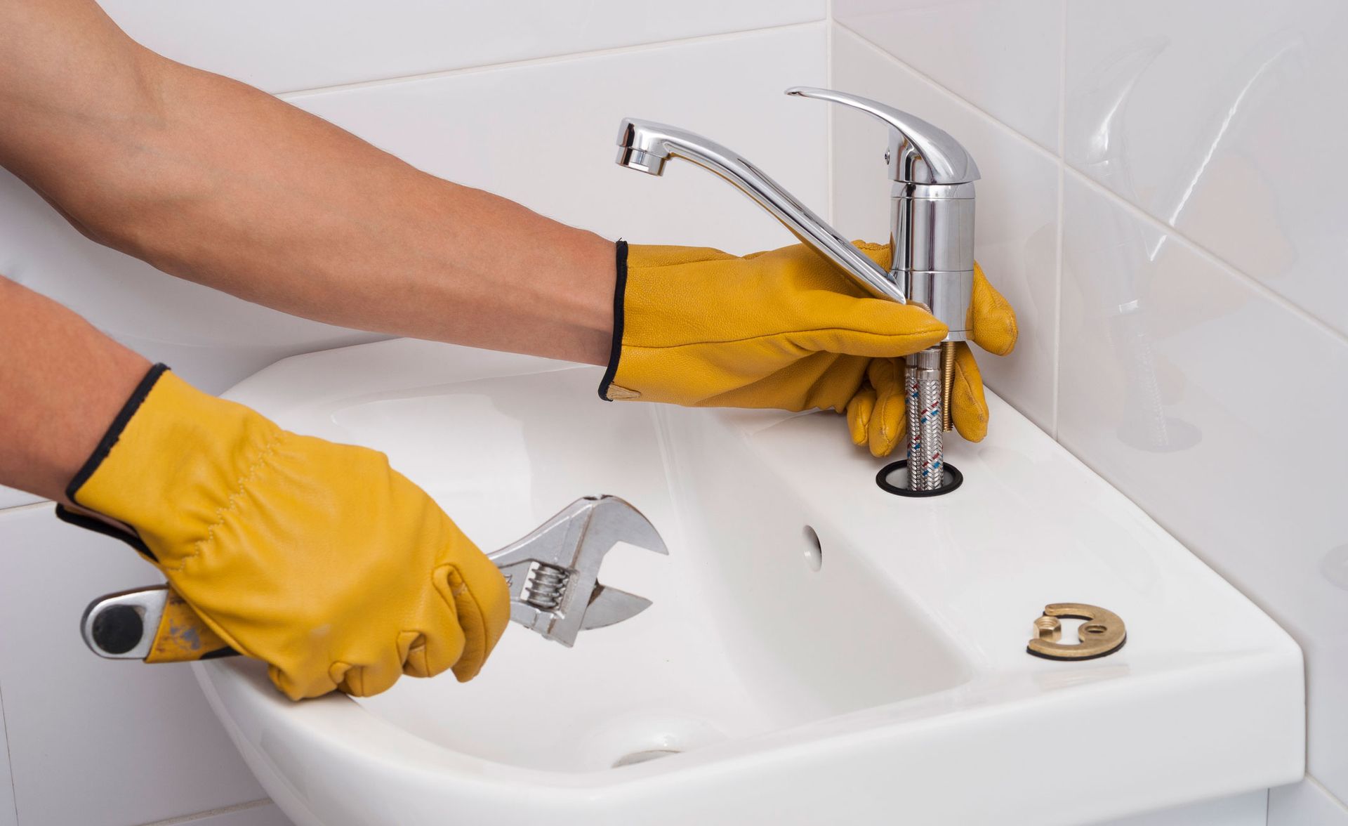 Faucet Repair — Norwood, MA — Norfolk County Plumbing & Heating Faucet Repair — Norwood, MA — Norfolk County Plumbing & Heating