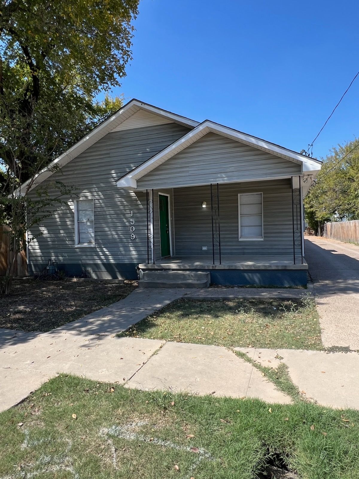 1509 Bagby