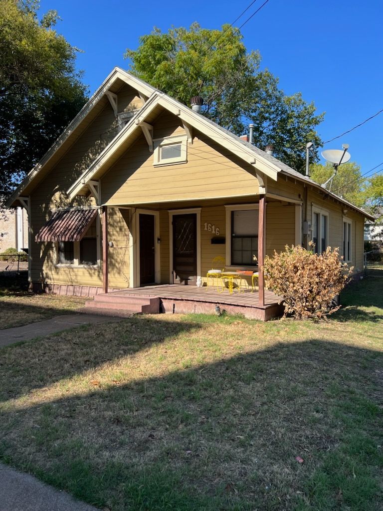 1616 S 11th