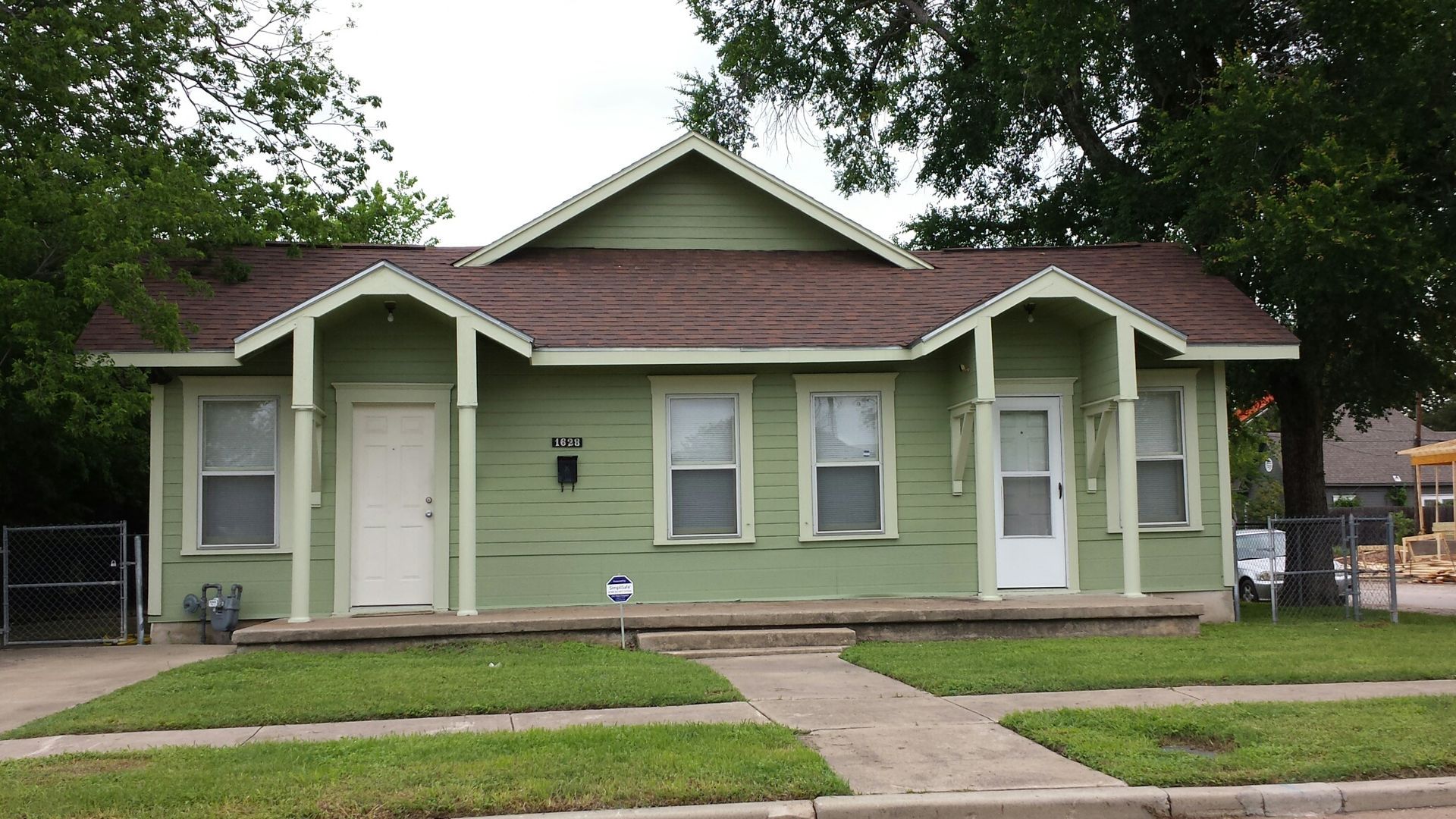 1628 S. 11th