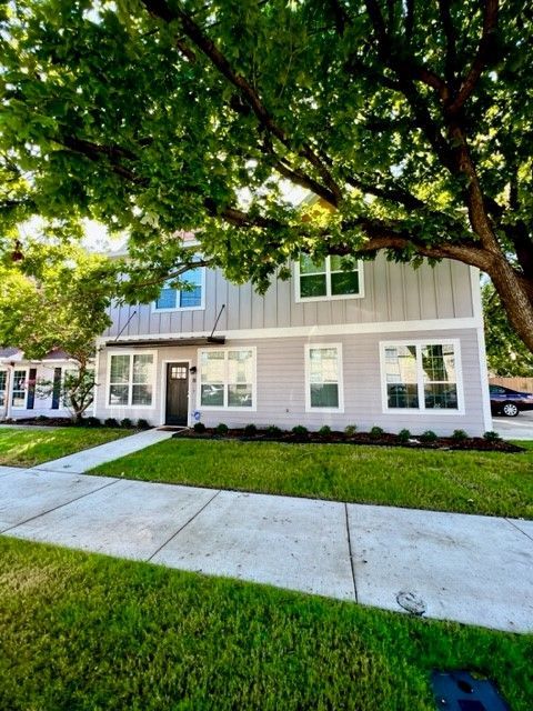1901 S. 5th B