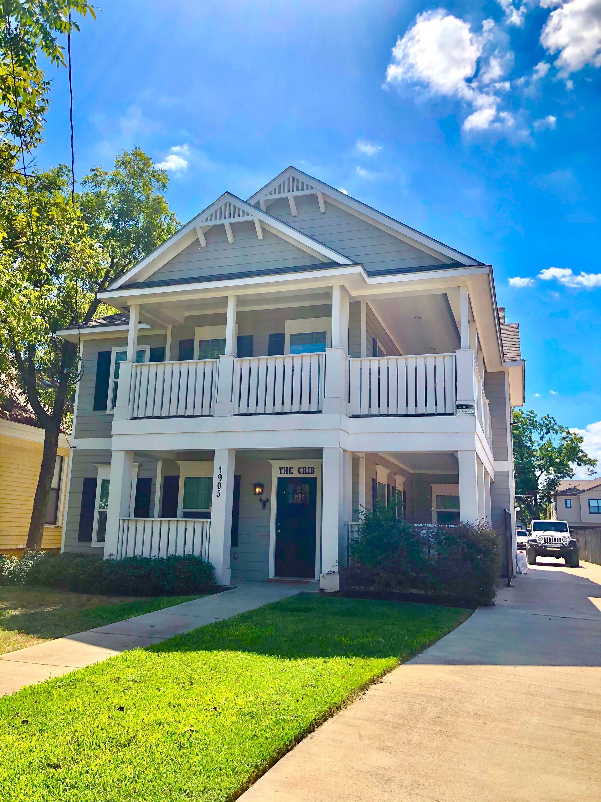 1905 S. 11th