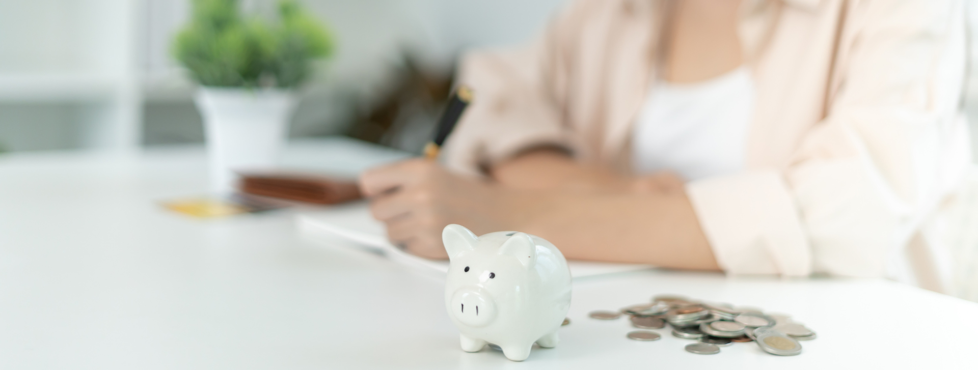 Women's Saving in Focus