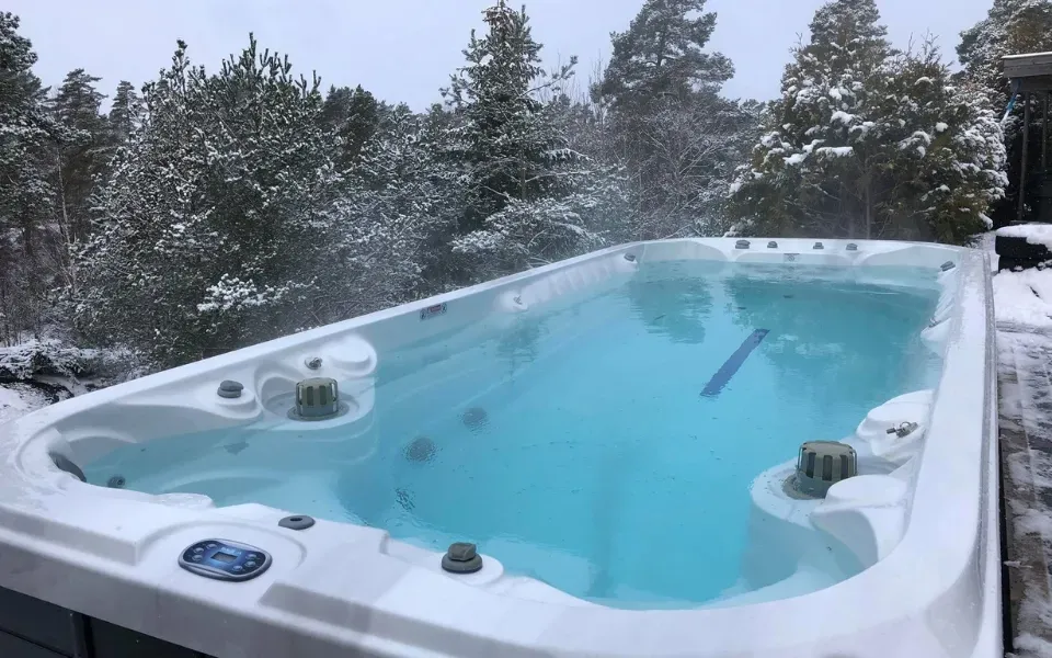 bluelagoon lusso spa de nage