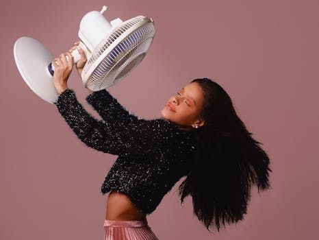 Heat rash (prickly heat) is extremely common in Kuwait's hot summers. Learn what causes it, how to treat it, and how to keep your skin rash-free.