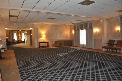 Spear-Mulqueeny Funeral Homes