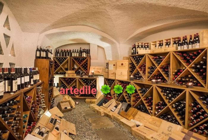 Controsoffitto per enoteca