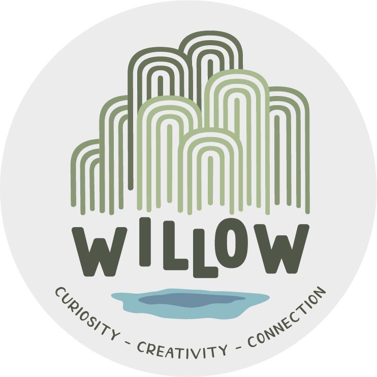 Een logo voor wilgennieuwsgierigheid, creativiteit, verbinding