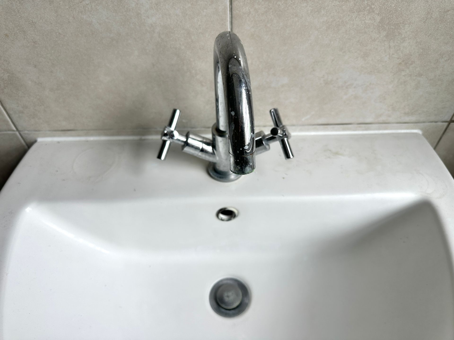 Tap cleaning - before