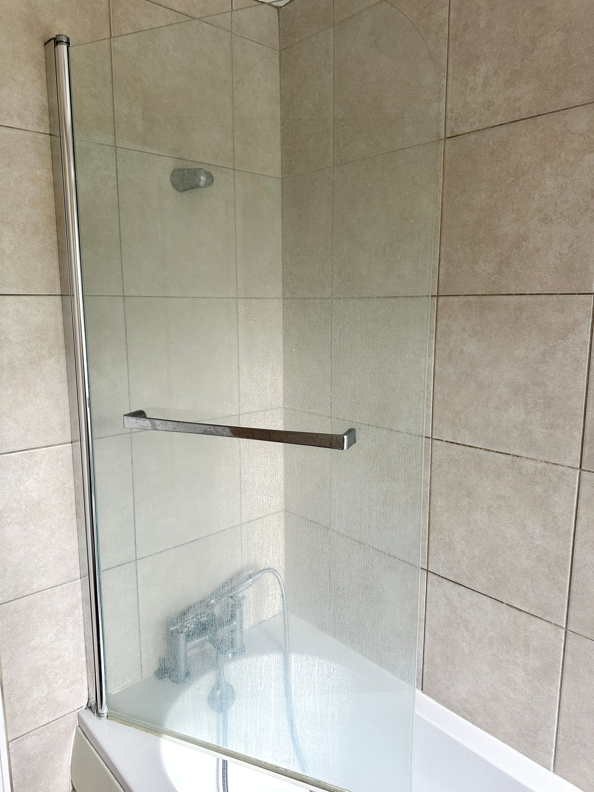 Shower screen cleaning - before