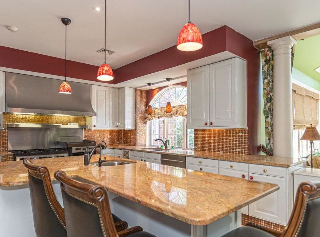 Old kitchen remodel Bergen County NJ before Caliber Construction