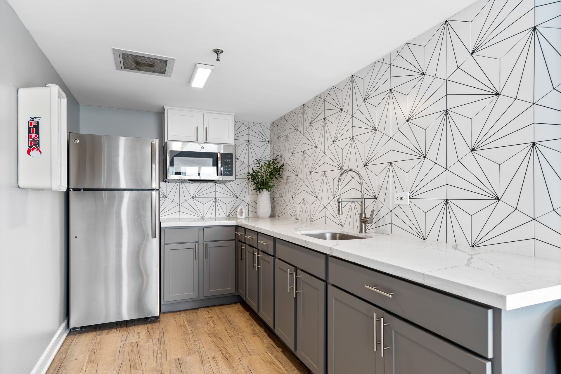 100 Forest Place community kitchen