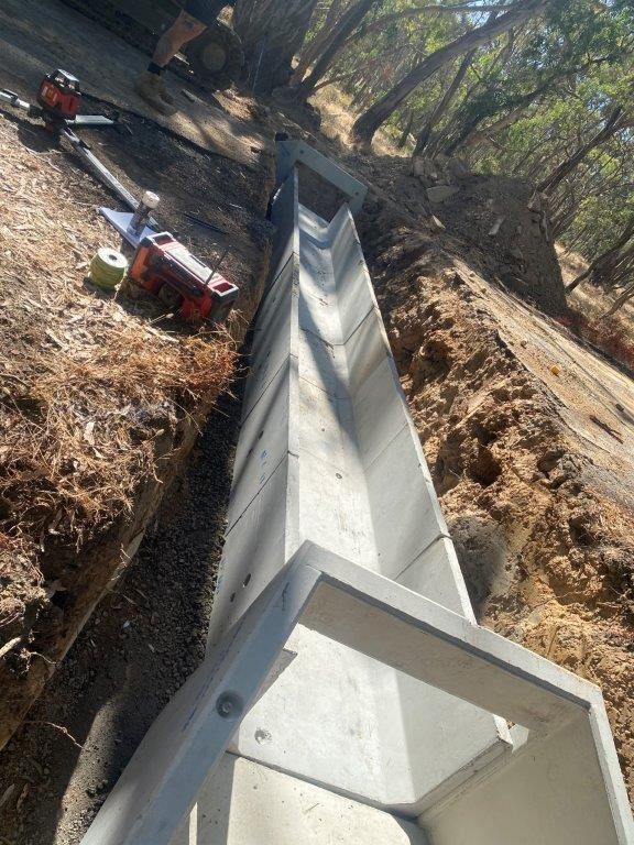 Placing of Concretes on Culvert — Ballarat VIC — Ballarat Excavation & Transport