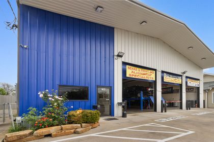 N Main St. Shop | Expert Automotive Solutions