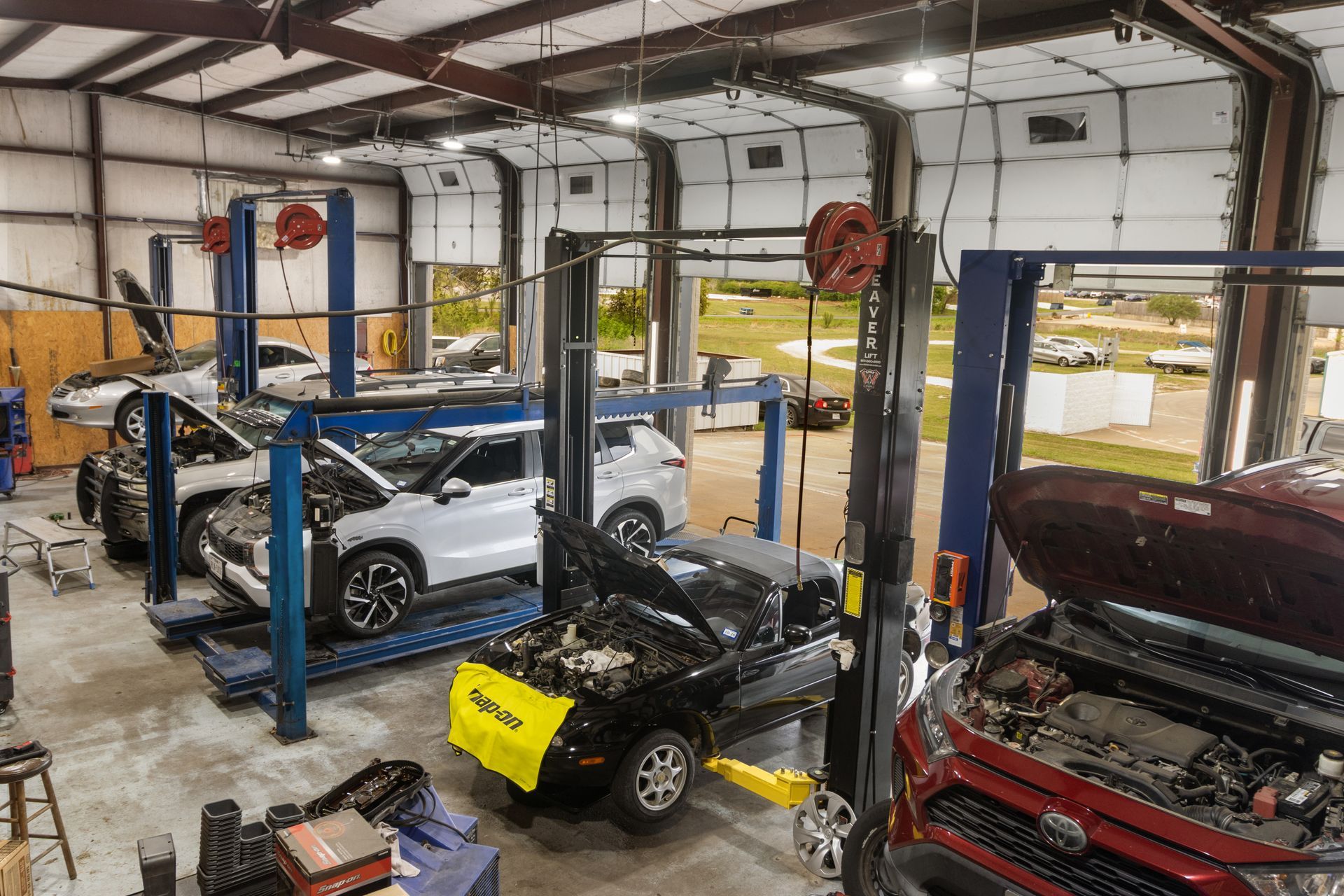 Vehicle Service Bay At Granbury, TX Hwy 377 Location | Expert Automotive Solutions