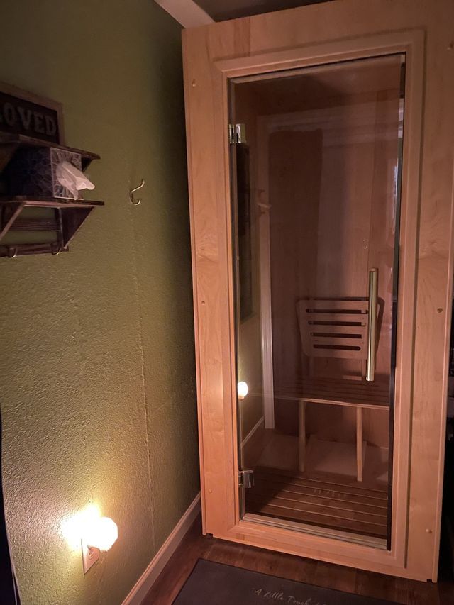 Halo salt therapy