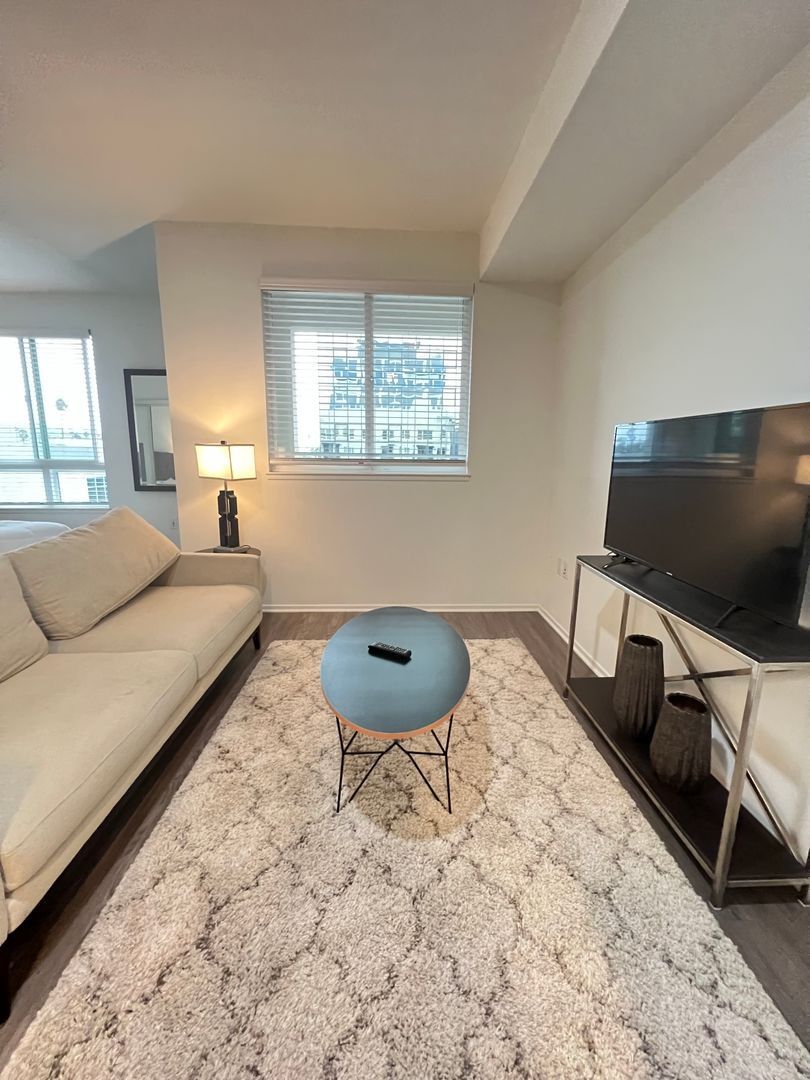 William on Sunset Winstar Properties Los Angeles