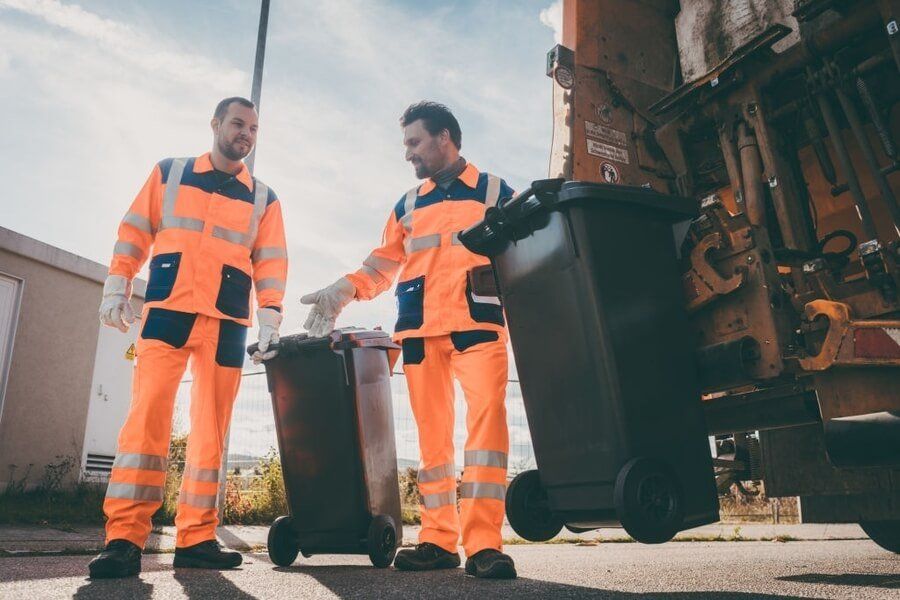 trash removal contractor