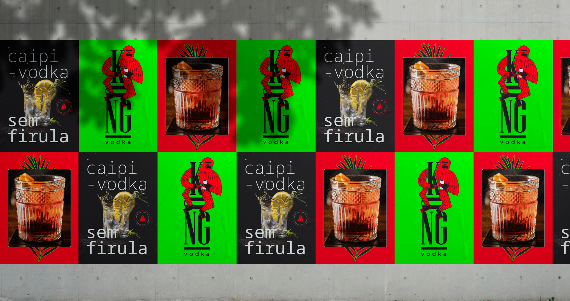 KONG Vodka Uma fileira de pôsteres na parede com diferentes bebidas neles.