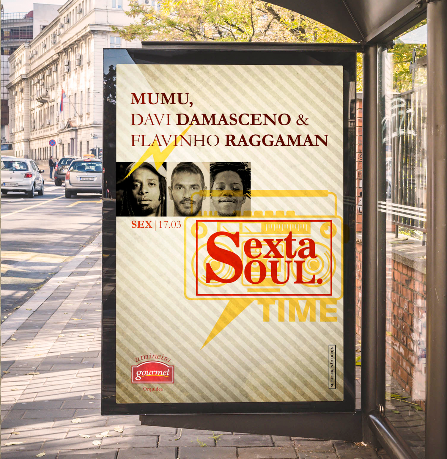 Um pôster de sexta soul time está em um ponto de ônibus