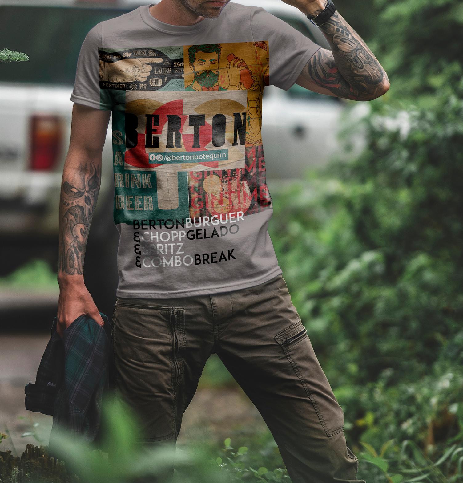 Um homem vestindo uma camiseta que diz berton