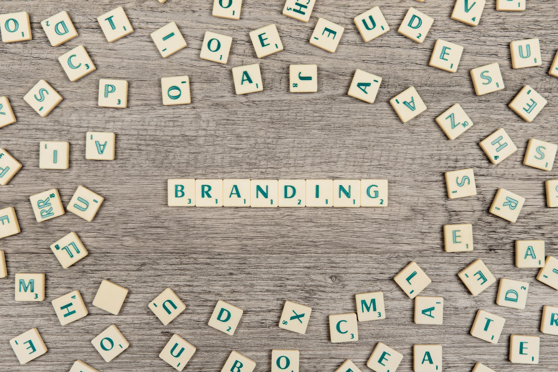 Construção de Marca Consistente: 7 Erros Fatais de Quem Busca Soluções Rápidas no Branding