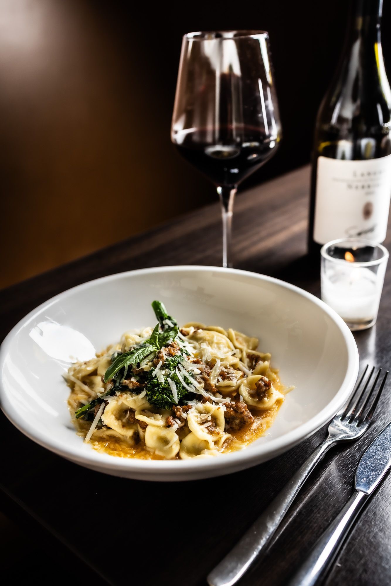 Table setting with wine Da Claudio NYC Restaurant