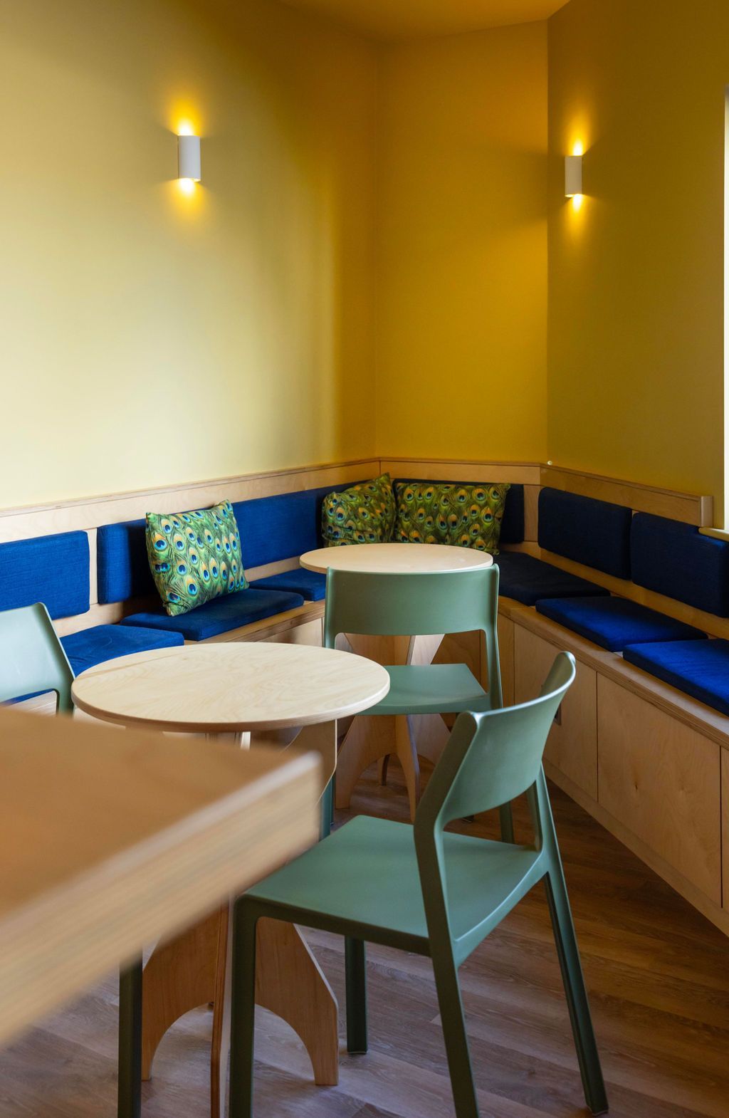 Heyday Hostel Ballina Common Room